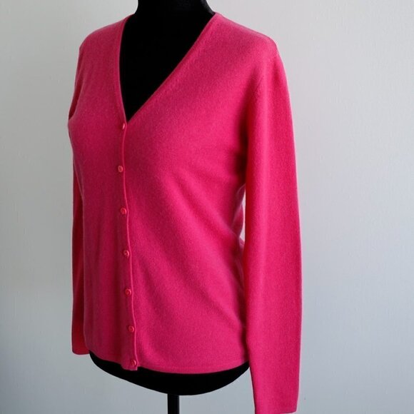 ⭐️HOST PICK⭐️ Cashmere Sweater - Picture 4 of 12